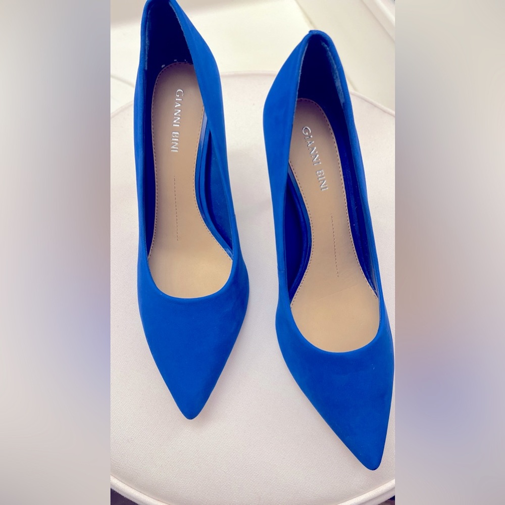 Gianni Bini women’s shoes size 8